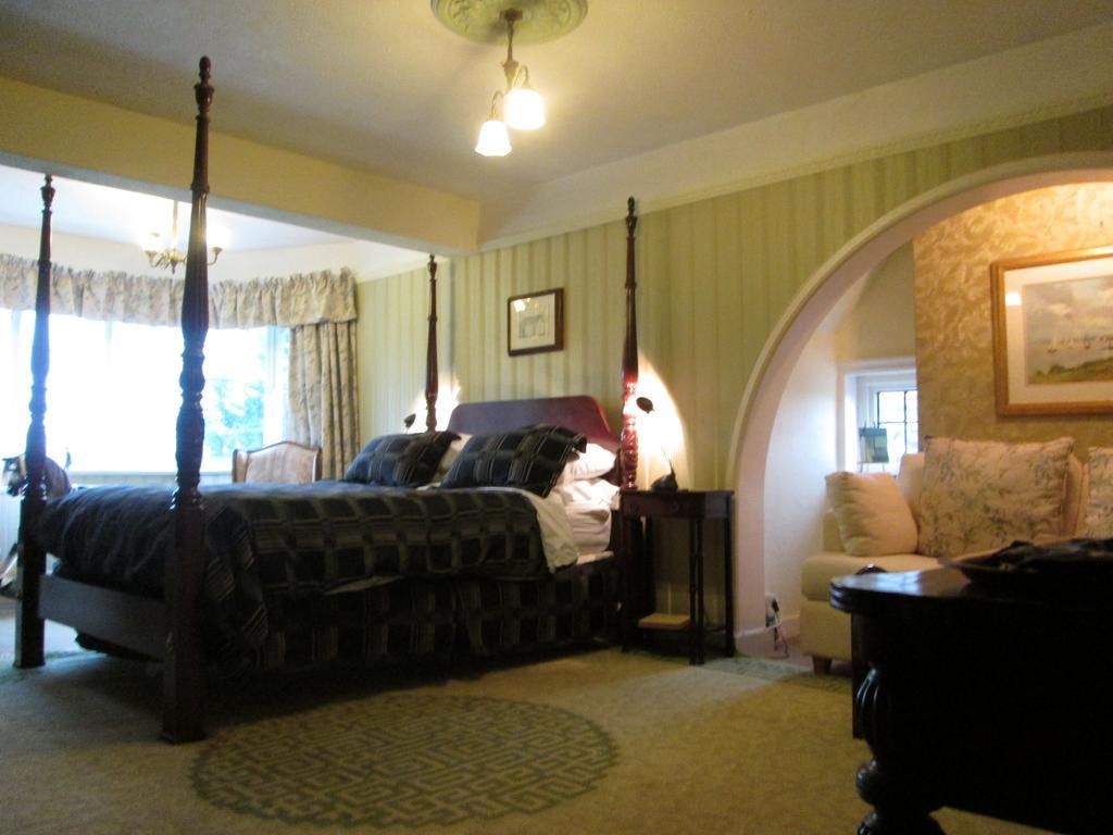 Crossways House Bed And Breakfast East Cowes Oda fotoğraf