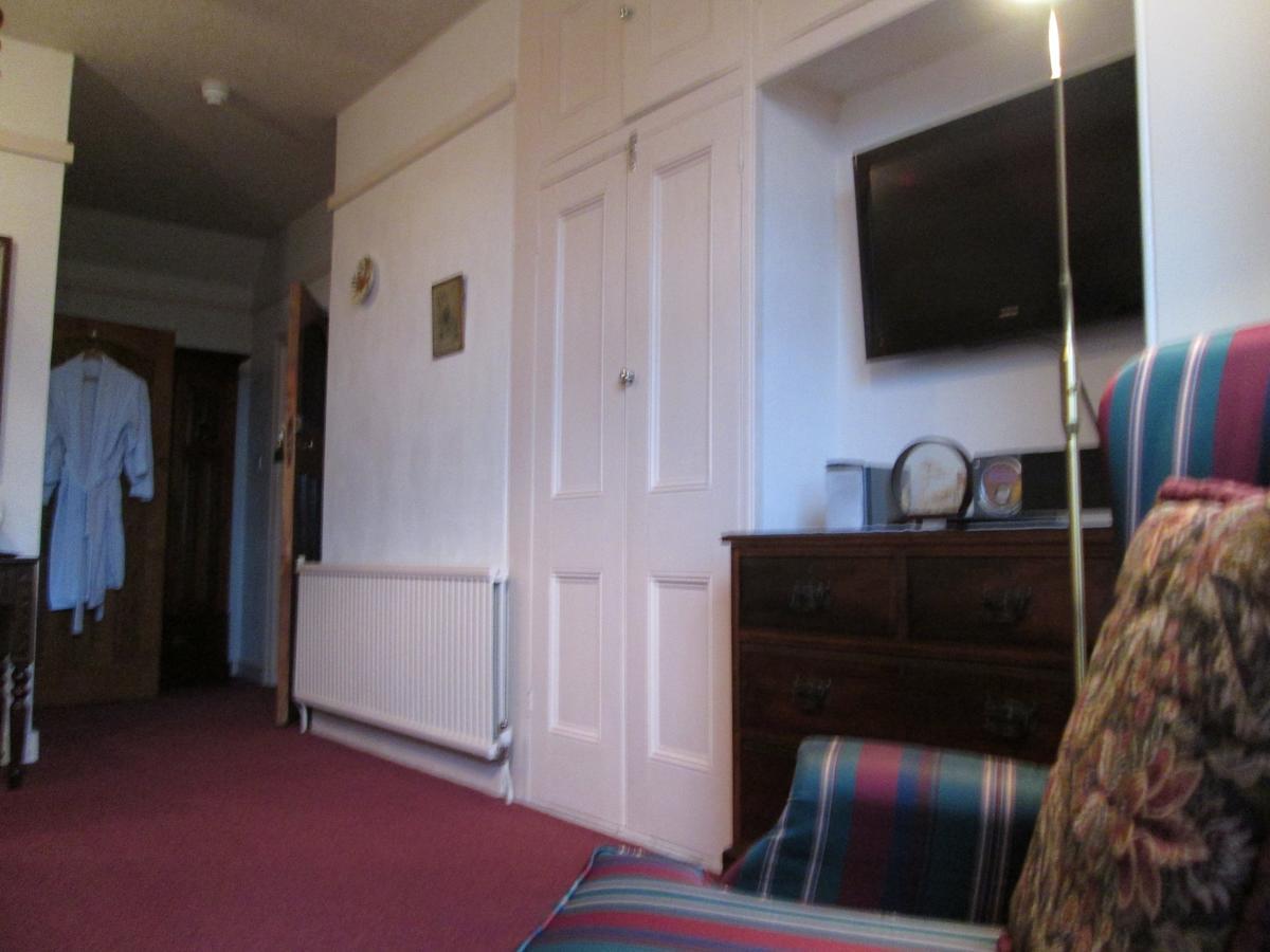 Crossways House Bed And Breakfast East Cowes Oda fotoğraf